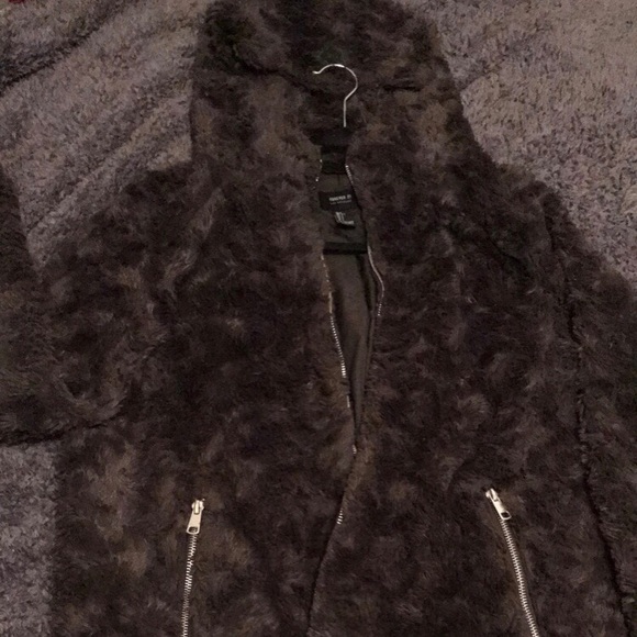 Faux fur Jacket - Picture 2 of 3